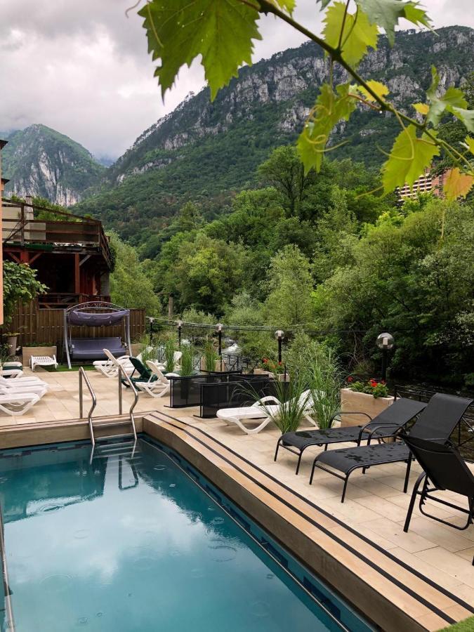 Hotel Holiday Maria Băile Herculane Esterno foto