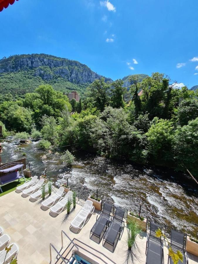 Hotel Holiday Maria Băile Herculane Esterno foto